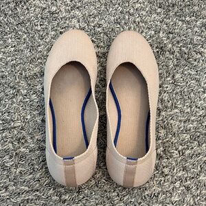 Amazon lookalike flats